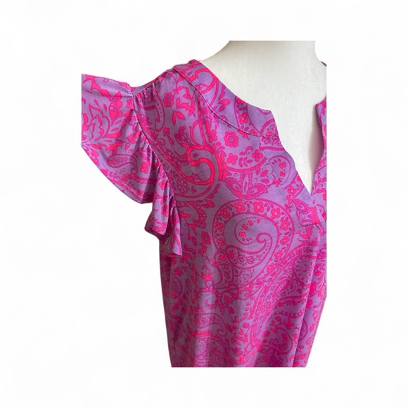 Elegant Pink Paisley Blouse - Picture 2 of 2